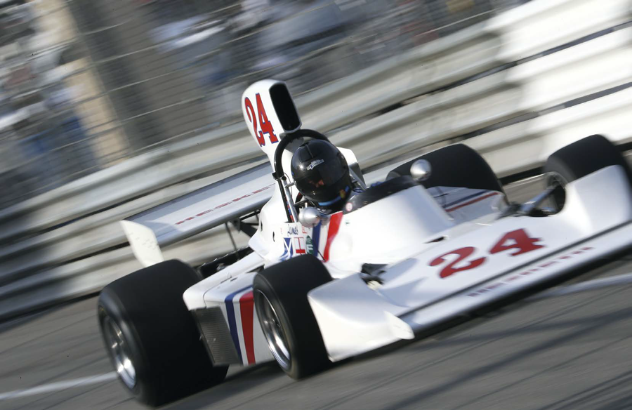 Frederic Fatien im 74er Hesketh 308