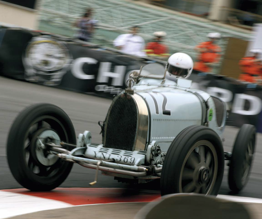 Fahrzeugbeherrschung: der Brite David Hands im Bugatti Typ 39, Achter bei den Vorkriegs-GP-Wagen und Voiturettes