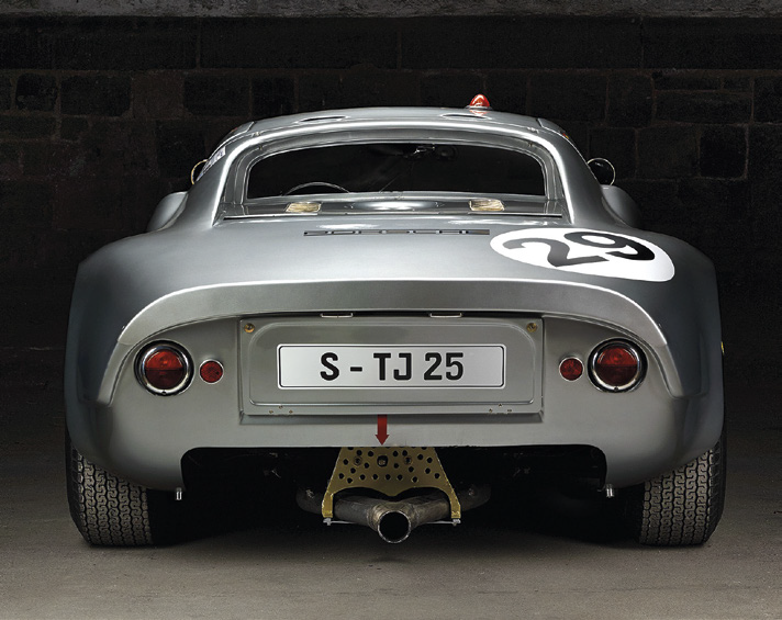 Der Porsche 904/8 war auch von hinten elegant