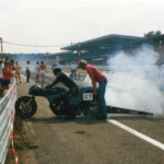 curbs-klassischer-motorsport-magazin-dragrace-motorrad