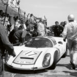 An seinem großen Heckfl uegel gut zu erkennen: der Chaparral von Hill/Spence