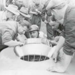 Hans Herrmann vor dem Start des AvD-Avus-Rennens