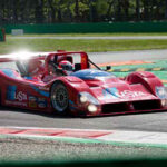 Zum Kurvenausgang erst leichtes Untersteuern im Ferrari 333 SP