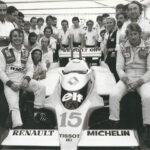 Jean-Pierre-Jabouille-curbs-historischer-motorsport-magazin-Präsentation-der-Équipe-Renault-Elf-1979