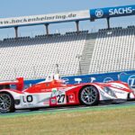 trackday-marco-werner-prosche-rs-spyder-lmp2--chassis-curbs-historischer-motorsport-magazin-...mit-Vollgas-durch-die-folgende-S-Kurve