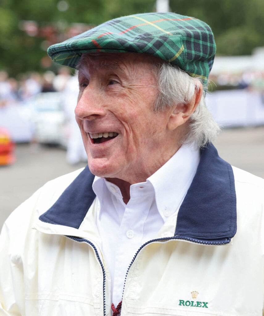 goodwood-festival-of-speed-2024-curbs-historischer-motorsport-magazin-Gut-gelaunt--Rolex-Träger-Sir-Jackie-Stewart